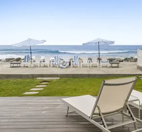 Popular 6 Br House Walk to Restaurants, Beachfront - Image 3