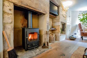 Two bedroom period Cotswold holiday cottage in Moreton-in-Marsh - Wendle Cottage - Image 3