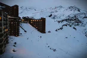 HOM I 1D1B in Valle Nevado View of the Cordillera - Image 4