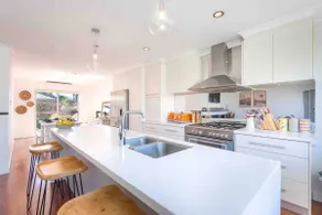 Lucys Place Swan BnB Management - Image 5