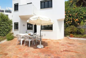 Villa 'Harlequin' avec vue sur la mer, Wi-Fi et climatisation - Image 3