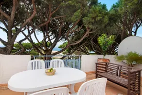 Villa avec barbecue, terrasse et internet haut débit | Vue mer | Plage à proximité - Image 2