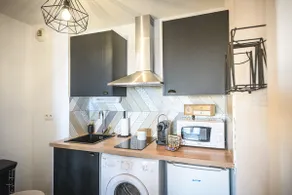 Superb Apartment, Pool, Parking, Terrace - Image 3