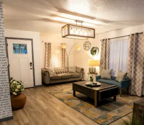 Upscale 4 BR Ybor Hse with Outdoor Living Space - Image 5