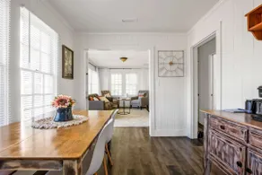 Come Chill at our Cute 2 bedroom Cottage - Image 3