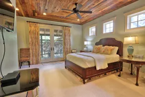 Romantic Couples Getaway at Fall Creek Vineyards - Image 1
