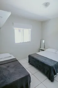 Swimming pool, barbecue, 4 bedrooms w/ air-conditioning 50 meters from the beach - Image 3