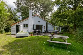 Holiday Home in Dishoek near Southern Beach - Image 2