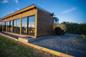 American School Bus - 1 Bedroom - Blossom Farm - Tiers Cross - Image 4