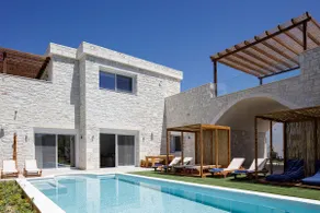 Mandana Villa - With Heated Pool & Jacuzzi - Image 2