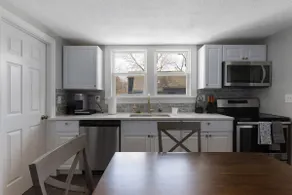 Sleeps 8_3BR_KingBeds_Walkable Area - Image 3