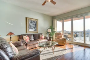 Coastal Condo w/ Harbor Views: Steps to Beach! - Image 4