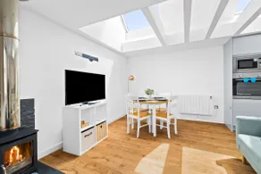 Clifftop Cottage - Image 3