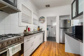 105A Sale St STYLISH IN THE HEART OF ORANGE - Image 4