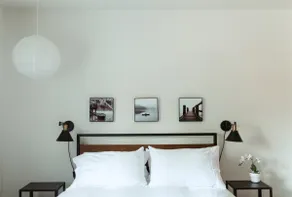 *Newly Remodeled Quaint, Second Floor Flat - Image 5