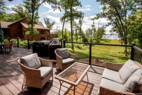 Sunroom-Game room- Family Room- Kayaks, Games - Image 2