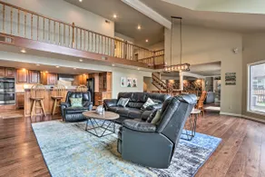 Lakefront Haven: Family-Friendly Sunrise Beach Gem - Image 4