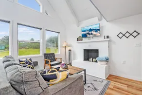 Tidal House #2 - Ocean Shores Chalet - Image 4