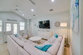 West End Home w/ Yard < 1 Mi to Beach Access! - Image 4