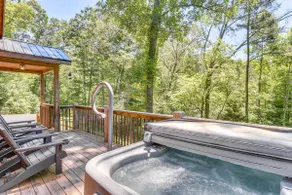 Private Hot Tub & EV Charger: Cozy Murphy Cabin! - Image 3