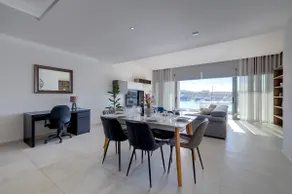 Superlative Apartment with Valletta and Harbour Views - Image 3