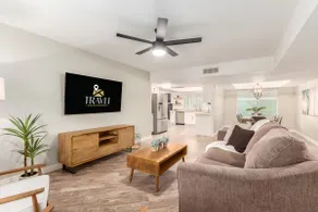 Obispo Modern Oasis with Heated Pool and BBQ - Image 4