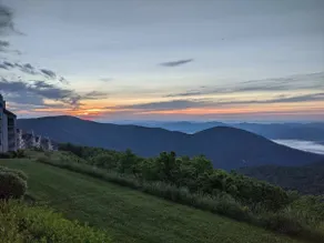 Panoramic Peak: Wintergreen Condo with Views - Image 5