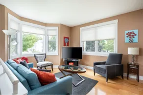 The Townhouse in the Heart of the City - Image 2