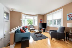 The Townhouse in the Heart of the City - Image 3