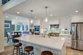 Sea Star Haven - Steps from the beach - Image 4