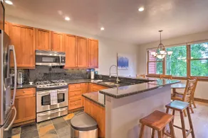 Private Hot Tub: Family Townhome in Breckenridge - Image 2
