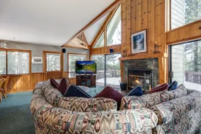 Spacious Cabin Sleeps up to 12 Sky High #86 by Bear Valley Vacation Rentals - Image 3