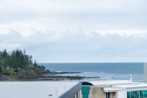 Bright Stylish Kings Beach Apartment - Image 3