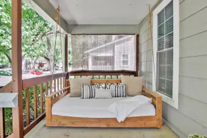 Rustic Retreat - Cute and Cozy! King! Centrally located - Image 5