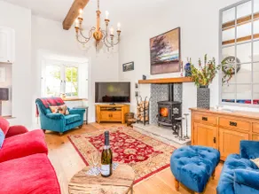 The Farmhouse Uk33419 - Image 2