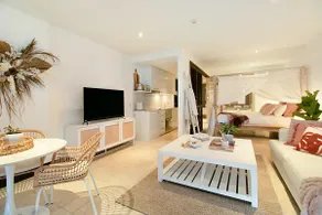 128 Santai - Stylish Resort Apartment by uHoliday - Image 2