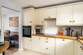 Dog friendly cottage with hot tub under 350 steps to dunes - Image 4