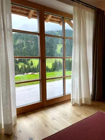 Surrounded by green - Luxury Chalet at the foot of the Dolomites - Image 5