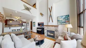 Stone's Throw #37 | 3 Peaks Rentals - Image 5