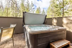 Near SHARC, Hot Tub, Bikes, Dog-Friendly-LEIS03 - Image 3