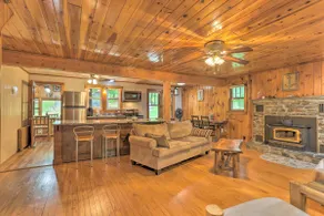 Steps to Lake: Tafton Cottage w/ Fire Pit & Grill - Image 4