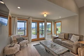 Modern Evergreen Duplex Off I-70 w/ Mountain Views - Image 4