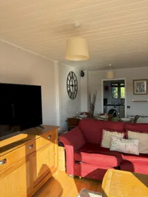 Dog-Friendly Lakefront Escape w Brand New Decking - Image 2