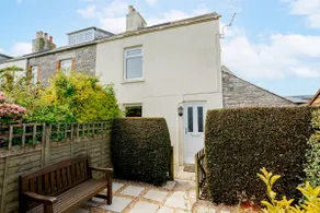 Froxfield Cottage - Image 2