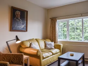 8 Lowther Gardens - Image 2