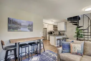 A Ridge above the Rest!  New Remodel and High End Upgrades - Image 4