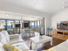 5 Margaret St Kings Beach QLD - Image 5