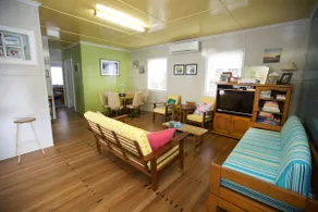 23 Bryce St Moffat Beach - Image 3