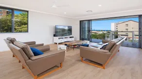 35 Moreton Parade Kings Beach QLD - Image 2