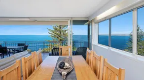 Wickham Point Unit 6 Kings Beach QLD - Image 4